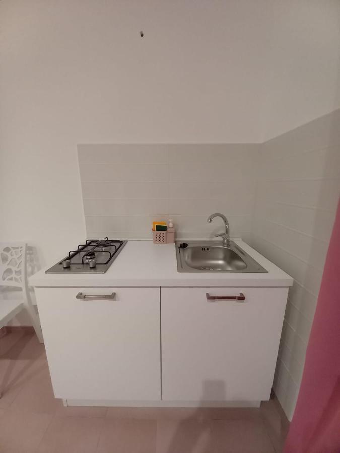 Al Delfino Blu Hotel Margherita Di Savoia Ngoại thất bức ảnh